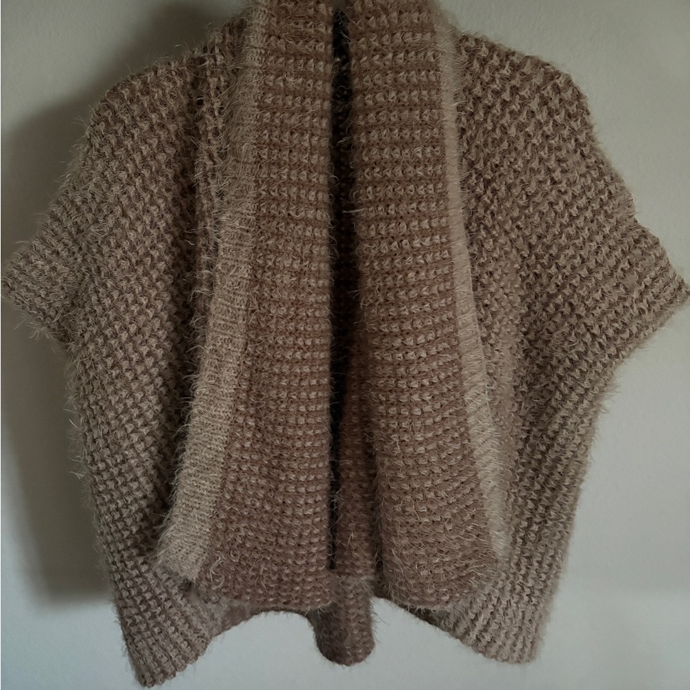 Simply Noelle Textured Knit Poncho - Tan